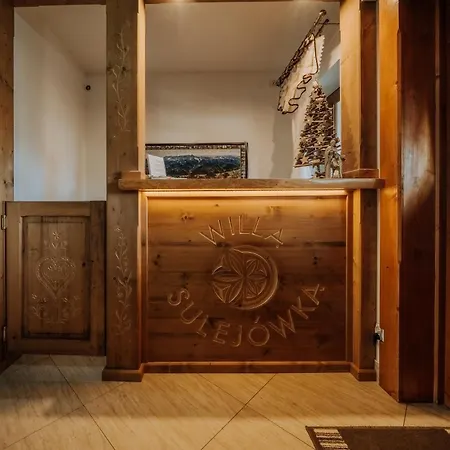 בית אירוח Sulejowka פורונין